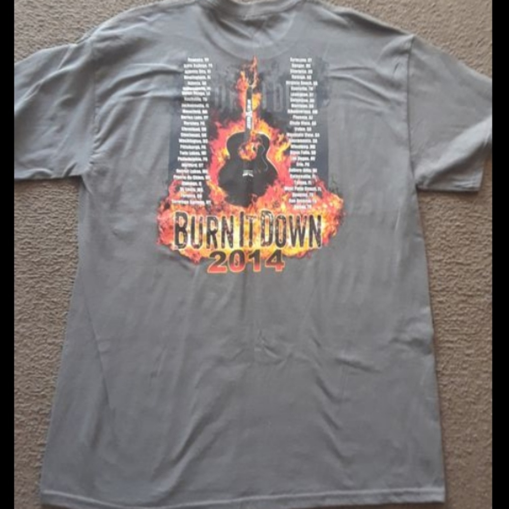 *SOLD*3/$10 🛍️ Jason Aldean Burn It Down Tour Tee - Picture 2 of 3